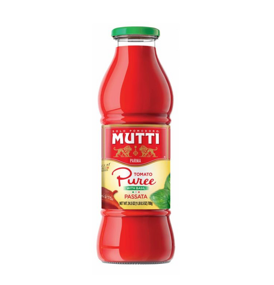 Mutti Passata - Tomato Puree with Basil 700g